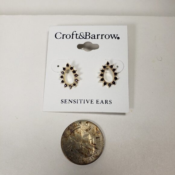 CROFT & BARROW, Women' Polished Gold-tone Hoop Dark Pink Crystals Stud Earrings - Picture 5 of 8